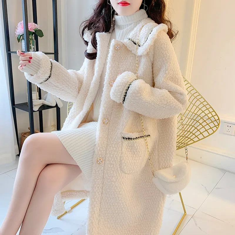Loose-Fitting Mid-Length Lamb Wool Coat