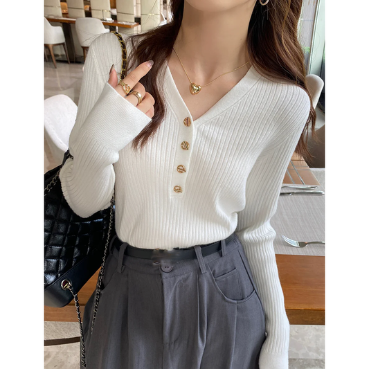 V-Neck Knitted Long-Sleeved Top