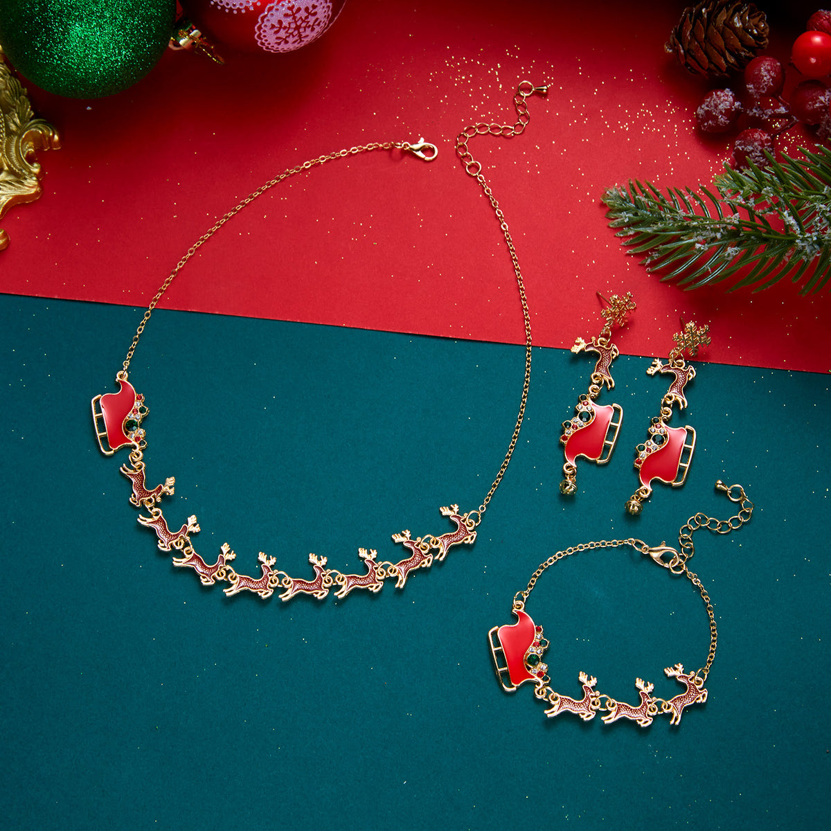 Christmas Party Single-Layer Alloy Reindeer and Bell Collarbone Necklace