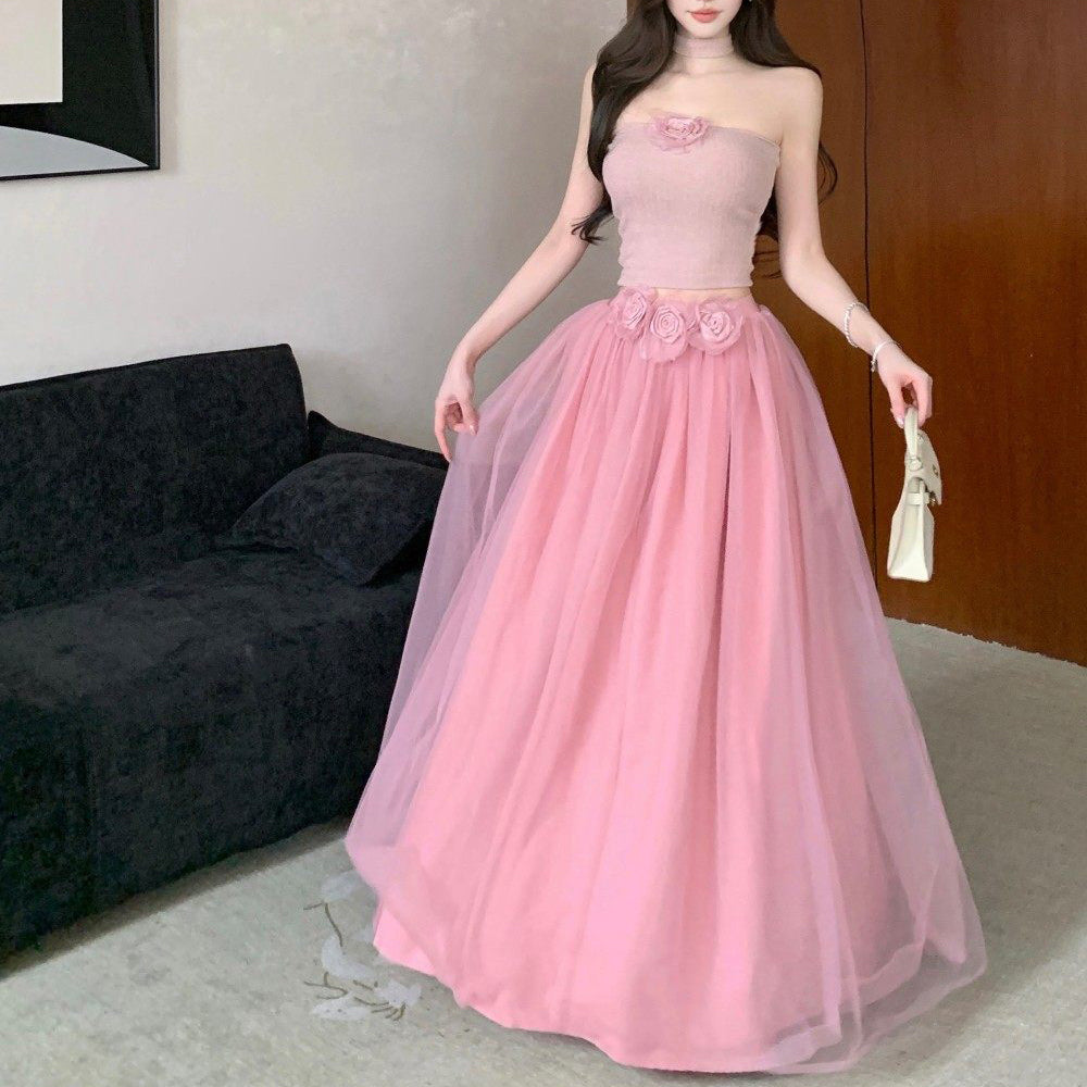 Sweet And Elegant Strapless Crop Top And High-Waisted Loose Mesh Skirt Set