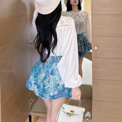 Loose-Fitting Blouse With Lace Collar And Floral High-Waisted Skirt-Shorts Set