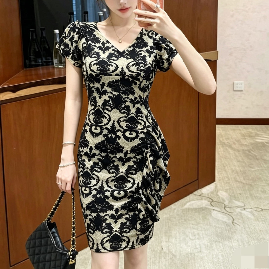 Fashionable And Sexy Floral V-Neck Short-Sleeved Dress