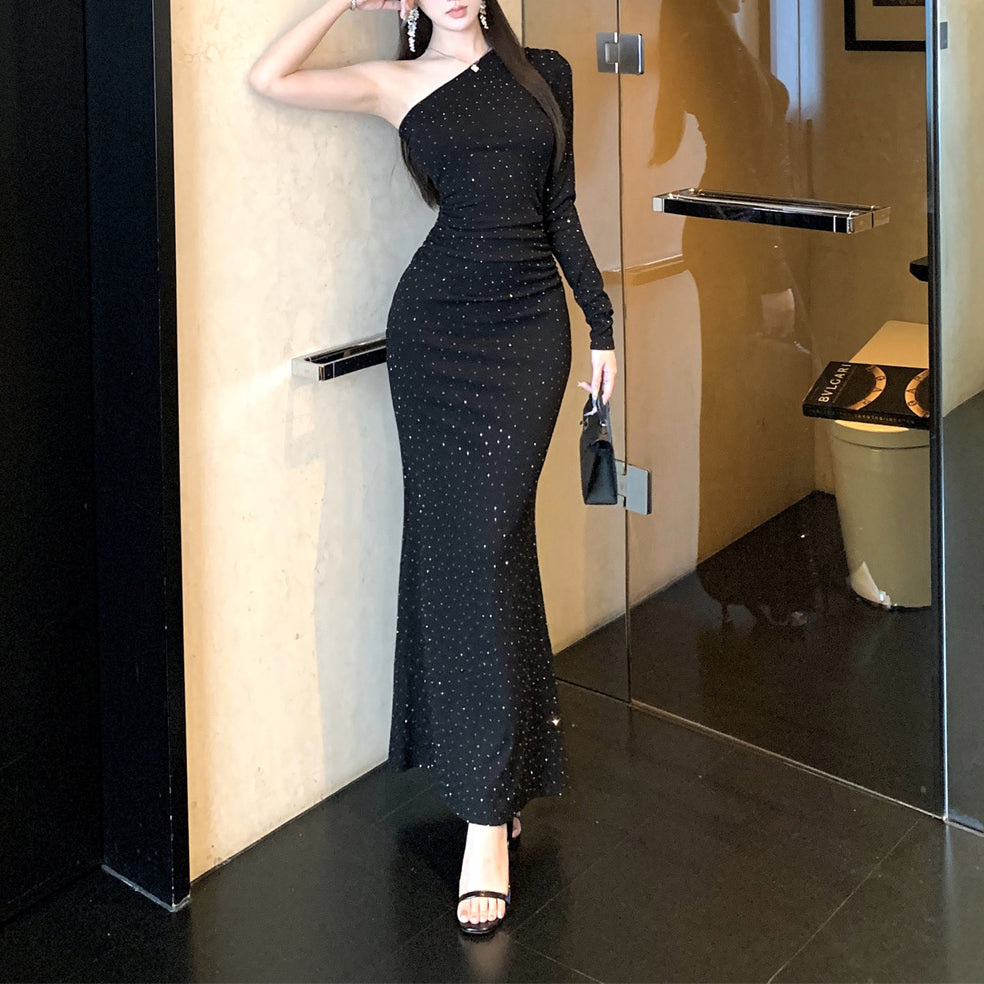 Stylish And Sexy Rhinestone Off-Shoulder Party Dress