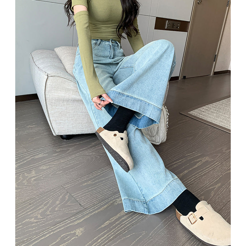 Retro Light Blue Wide-Leg Jeans