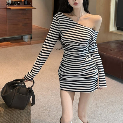 Sexy Color-Block Striped One-Shoulder Dress