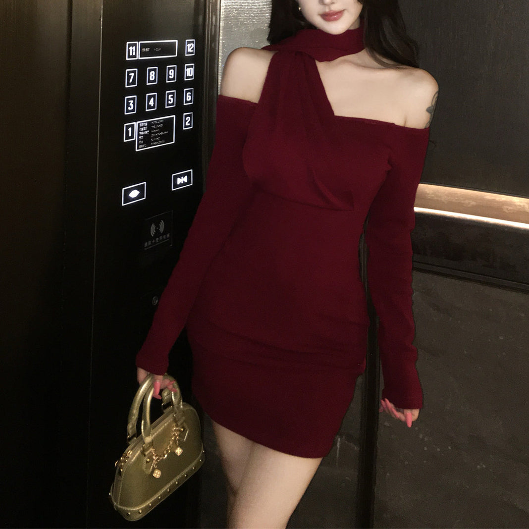 Sexy Long-Sleeved Halter Dress