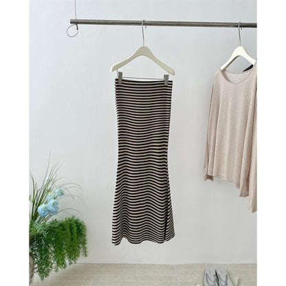 Loose Long-Sleeve Top And Striped Fishtail Skirt Set