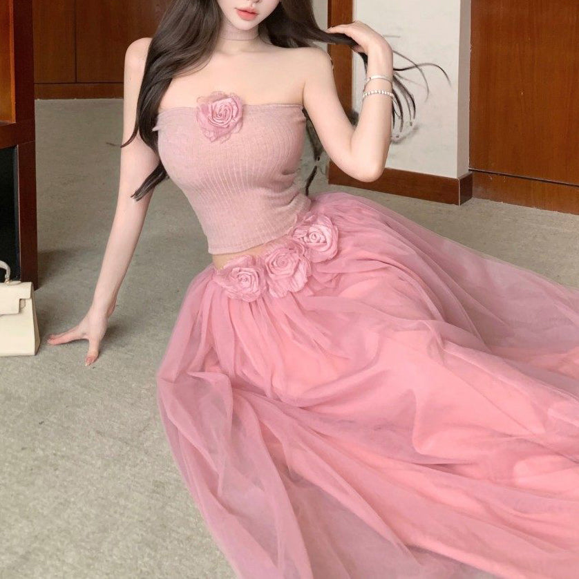 Sweet And Elegant Strapless Crop Top And High-Waisted Loose Mesh Skirt Set