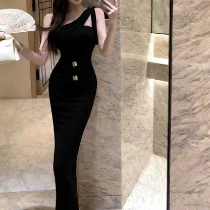 French-Style Sexy Sleeveless Halter Neck Black Dress