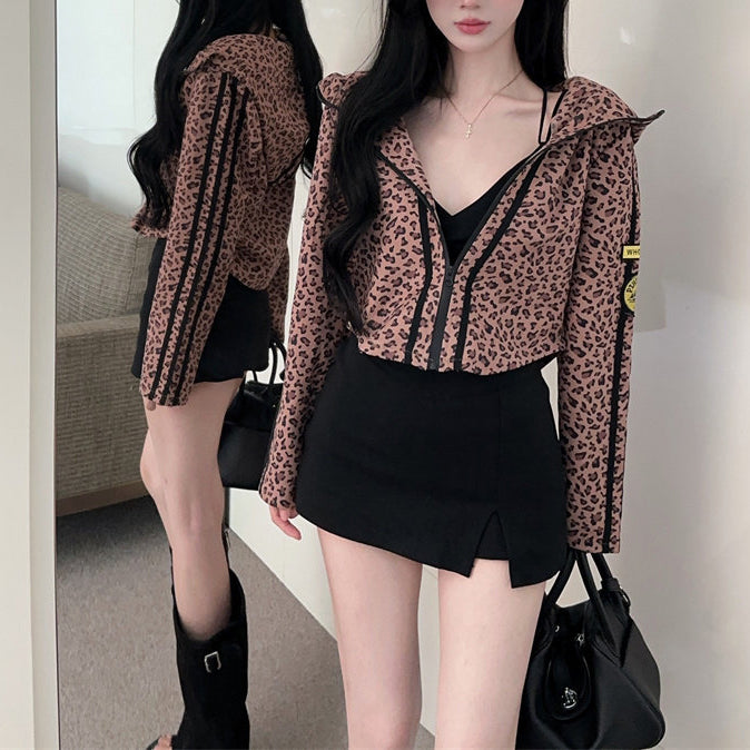 Vintage-Style Long-Sleeve Leopard Print Hoodie
