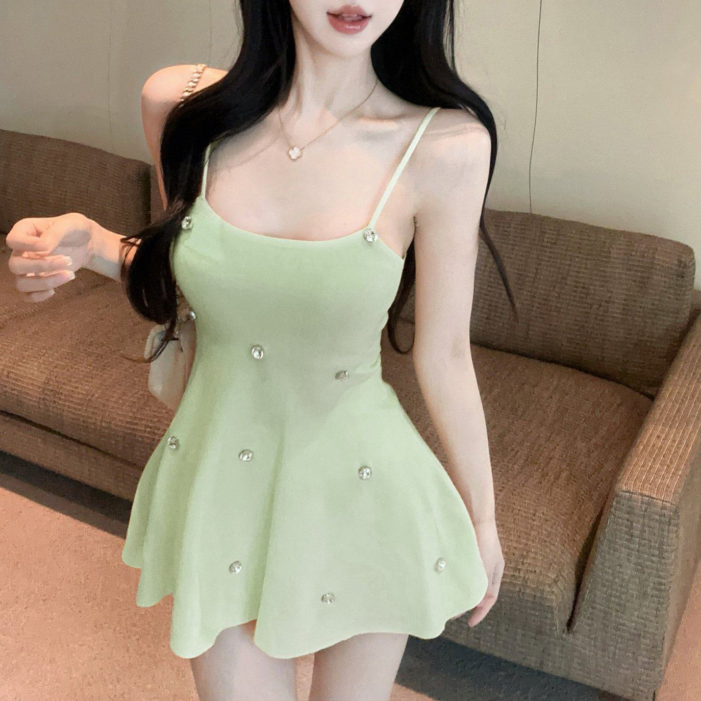 Green Fitted Sleeveless U-Neck Knit Top