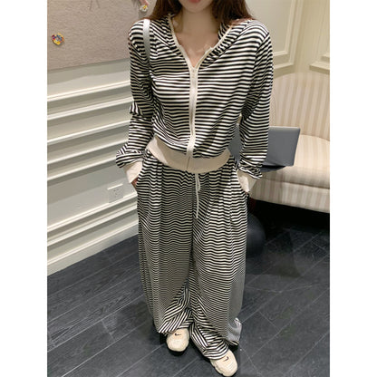 Casual-Chic Two-Piece Set Featuring A Hooded Zip-Up Cardigan And Wide-Leg Trousers