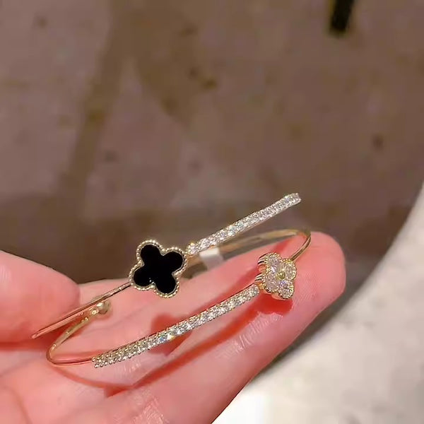 Double Flower Clover Bracelet