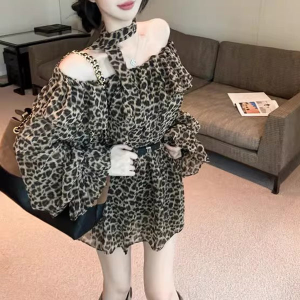 Retro Sexy Leopard Print Off-Shoulder T-Shirt With Belt