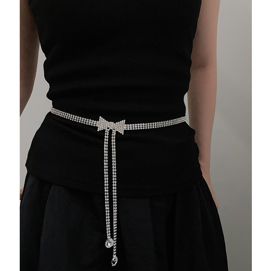 Fashionable Belt With Long Tassels And A Bow Embellishment
