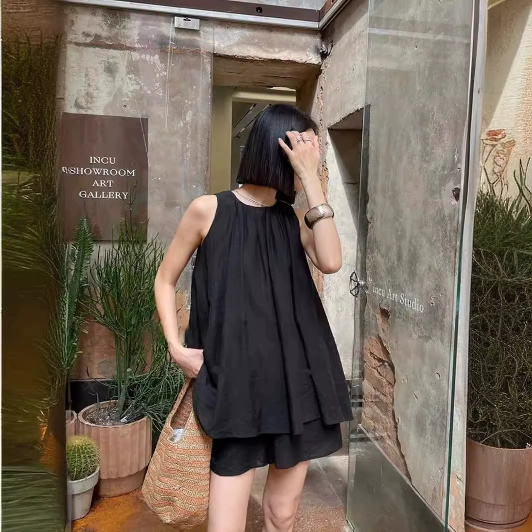 Sleeveless Cotton-Linen Top & Loose Shorts Two-Piece Set