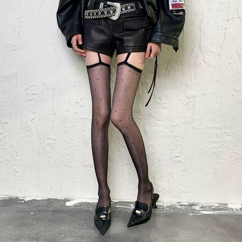 Retro Polka Dot Niche Socks