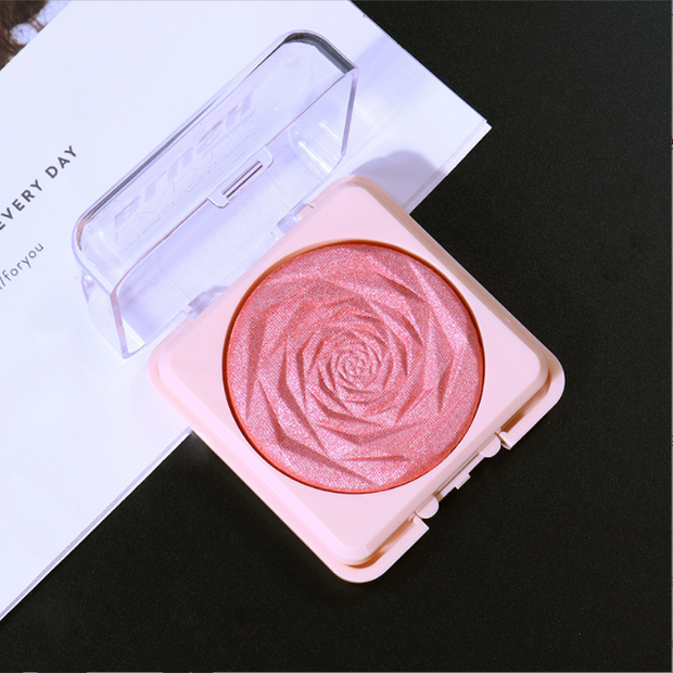 Nude makeup naturally brightens skin tone rouge monochrome blush