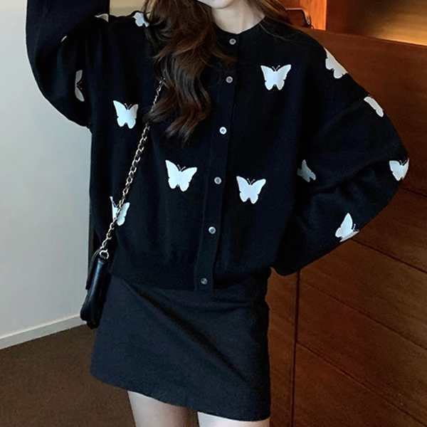 Contrasting Color Butterfly Knitted Sweater