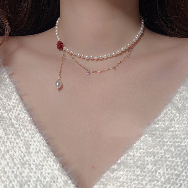 Elegant Vintage Rose Blossom Pearl Necklace