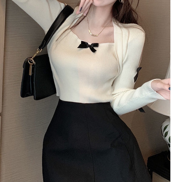 Short bowknot square neck knitted sweater