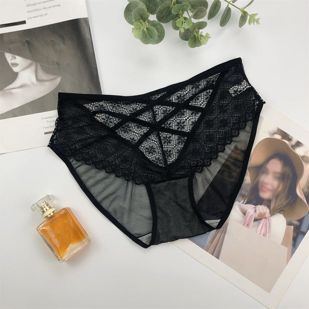 High-waisted breathable lace-trimmed black panties