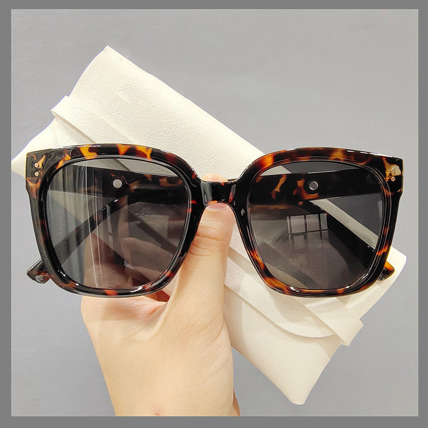 Thick Frame Square Fashion Sunglasses