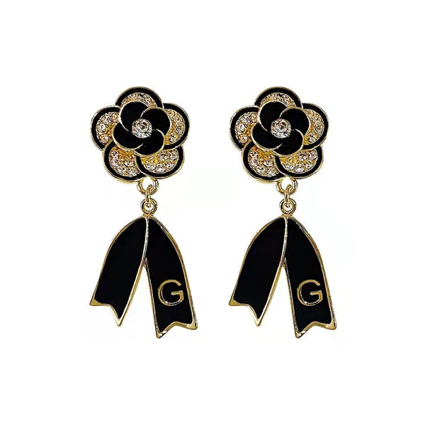 Black Bow Small Fragrance Flower Earrings