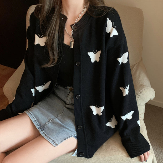 Contrasting color butterfly knitted sweater