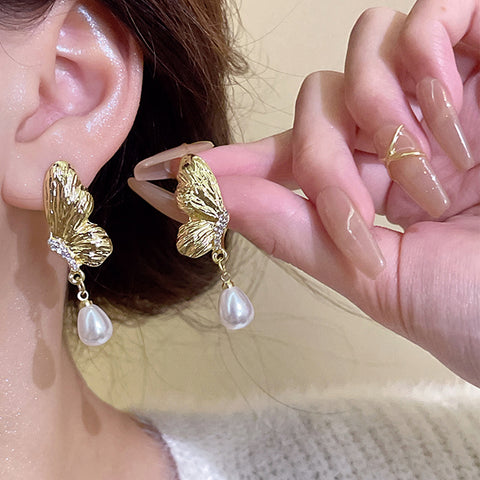 Unique Stud Temperament Versatile Gold Earrings
