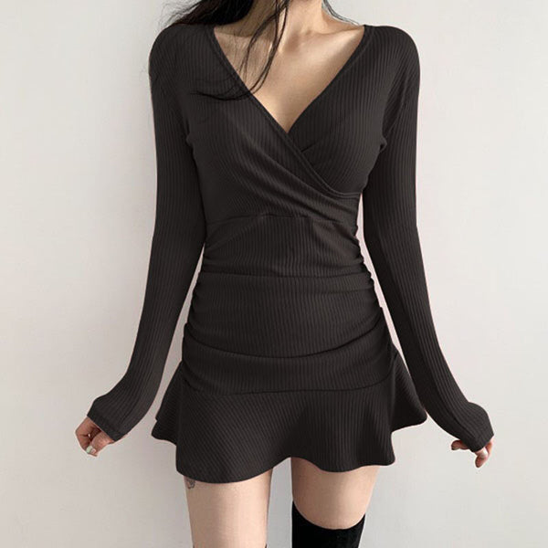 Black Long-Sleeved Sexy V-Neck Ruffle Winter Dress