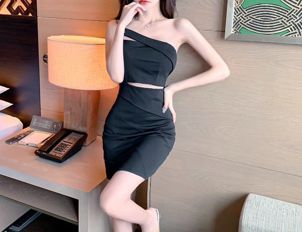 Sexy One-Shoulder Sling Hollow Bodycon Dress